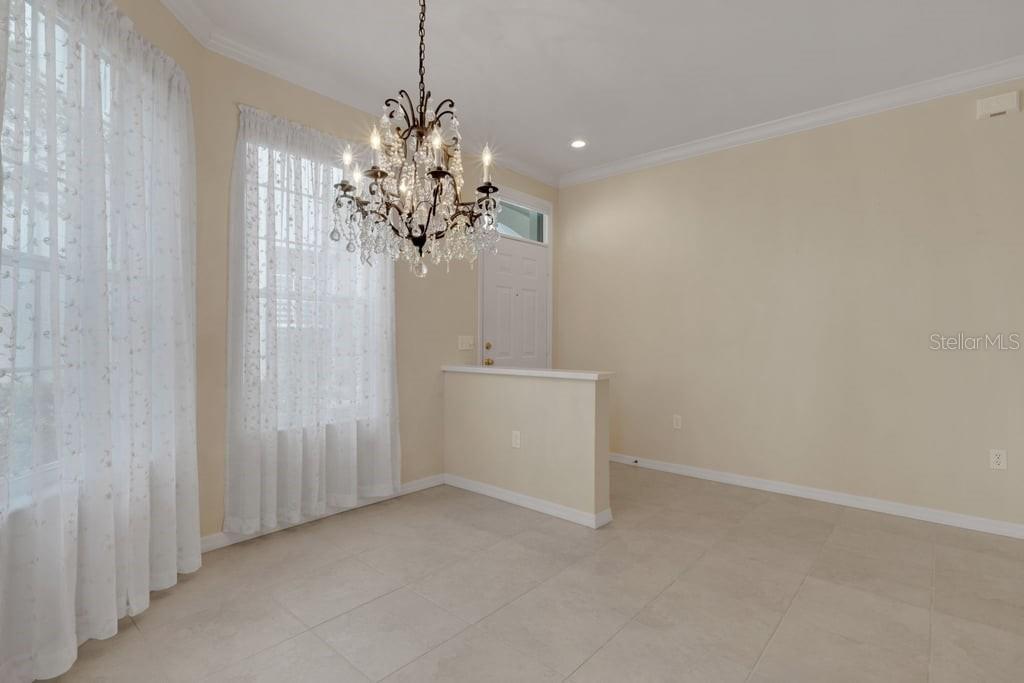 684 GRASSLANDS VILLAGE CIR, LAKELAND, FL, 33803