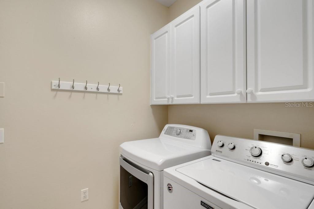 684 GRASSLANDS VILLAGE CIR, LAKELAND, FL, 33803