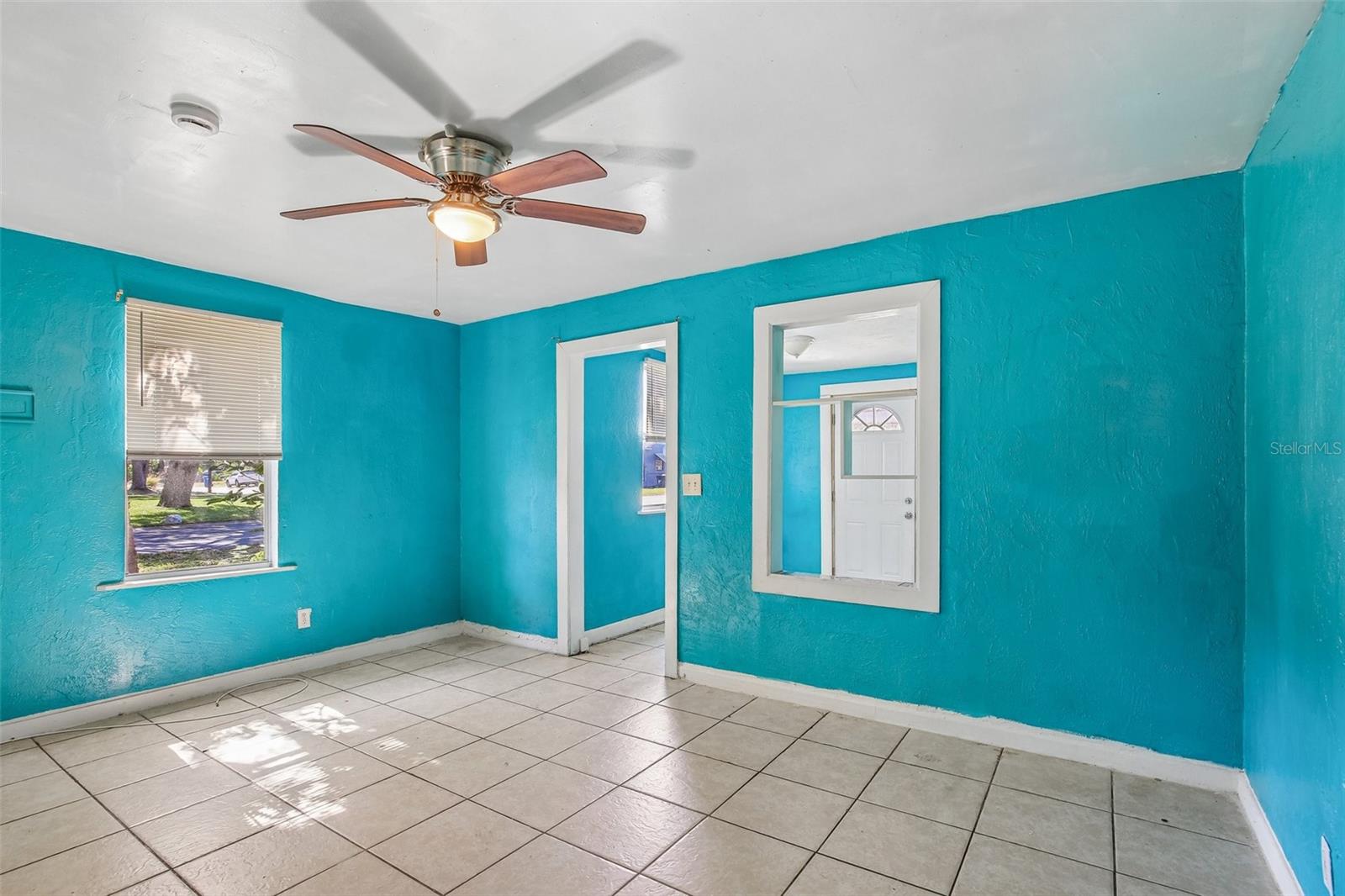 3201 FREEMONT TER S, ST PETERSBURG, FL, 33712