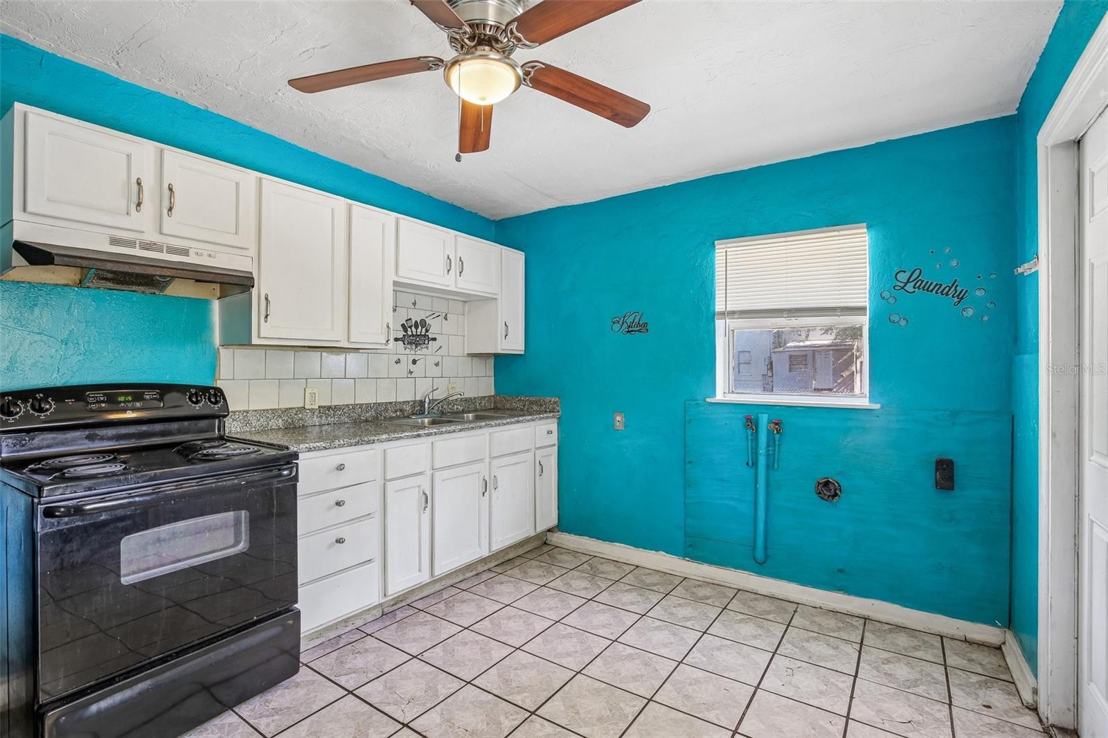 3201 FREEMONT TER S, ST PETERSBURG, FL, 33712