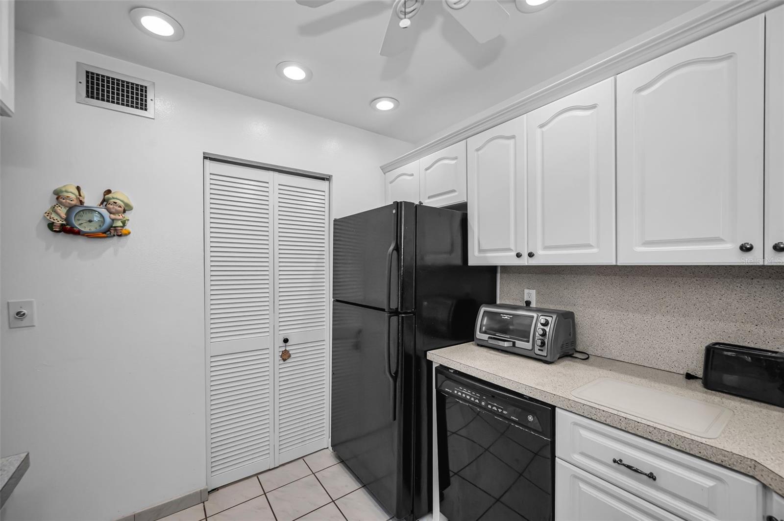 2600 PINE RIDGE WAY S #A2, PALM HARBOR, FL, 34684