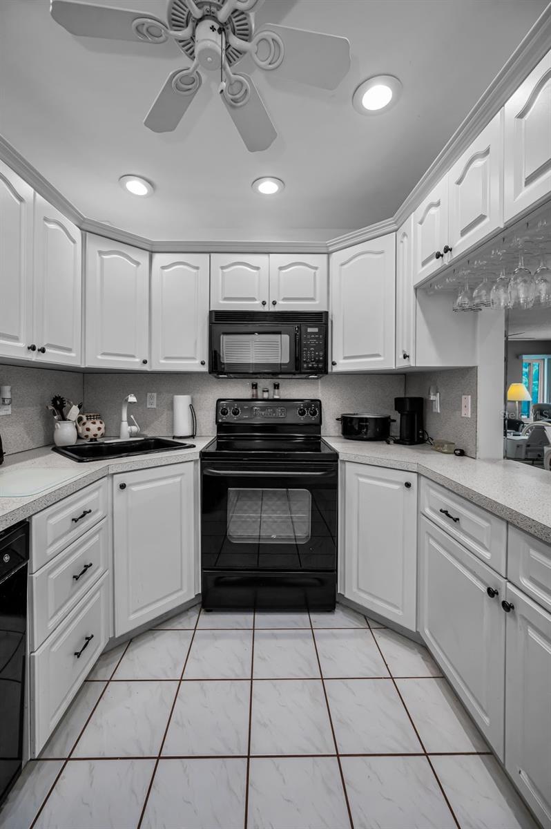 2600 PINE RIDGE WAY S #A2, PALM HARBOR, FL, 34684