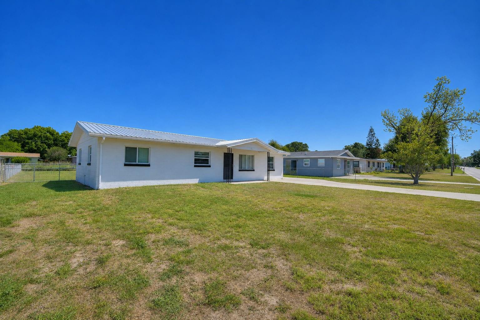 140 E THELMA ST, LAKE ALFRED, FL, 33850