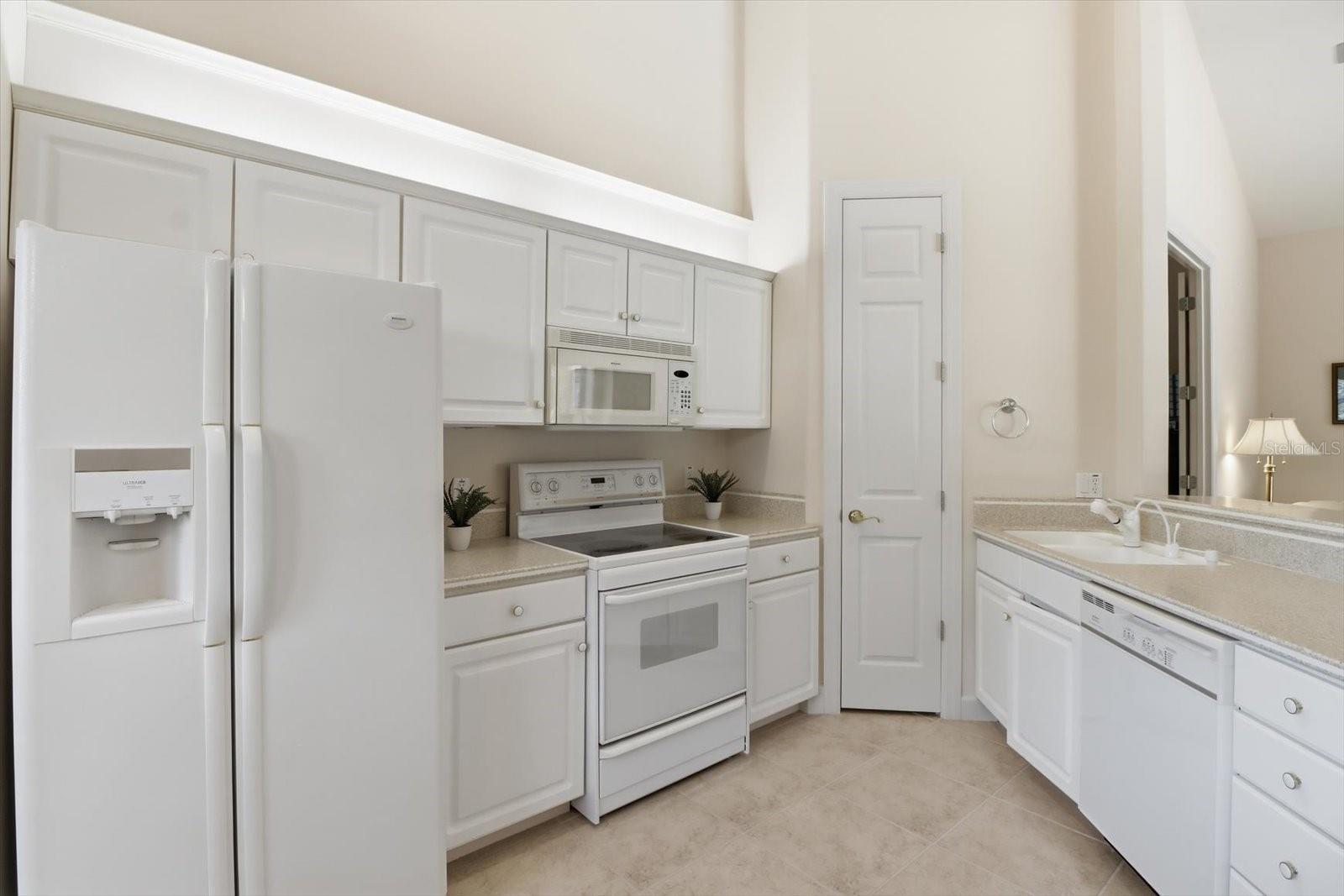 4732 N PINE VALLEY LOOP, LECANTO, FL, 34461