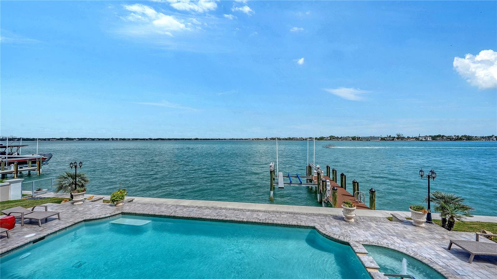 667 MOURNING DOVE DR, SARASOTA, FL, 34236