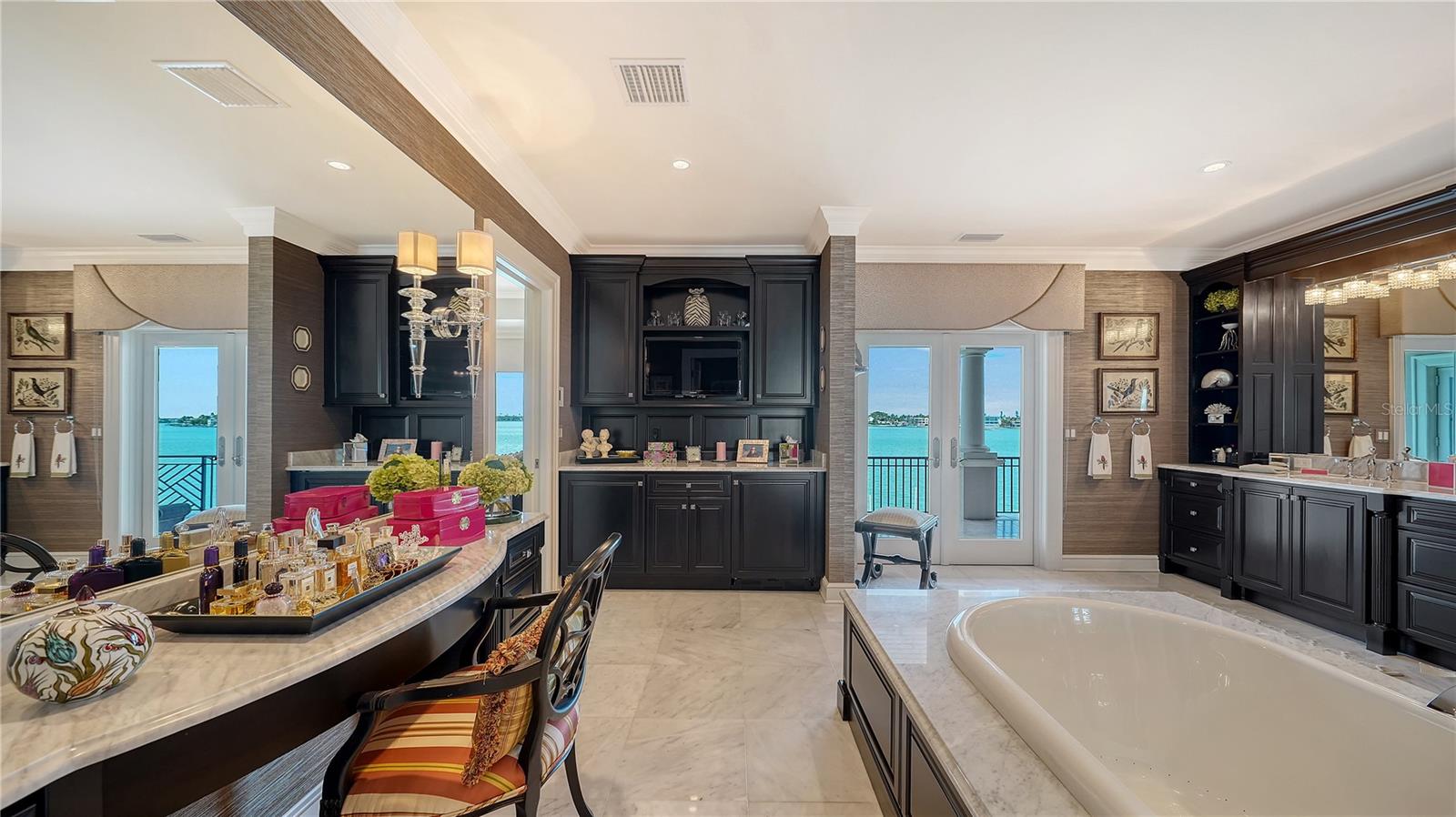 667 MOURNING DOVE DR, SARASOTA, FL, 34236