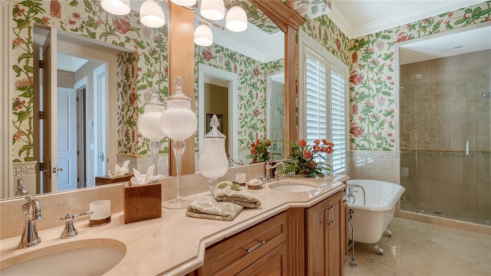 667 MOURNING DOVE DR, SARASOTA, FL, 34236