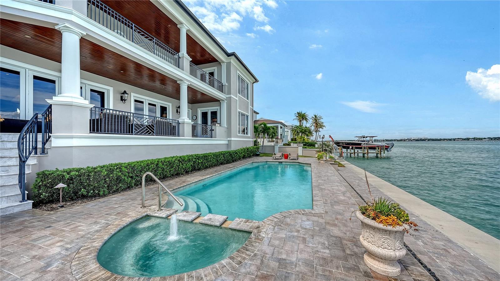 667 MOURNING DOVE DR, SARASOTA, FL, 34236