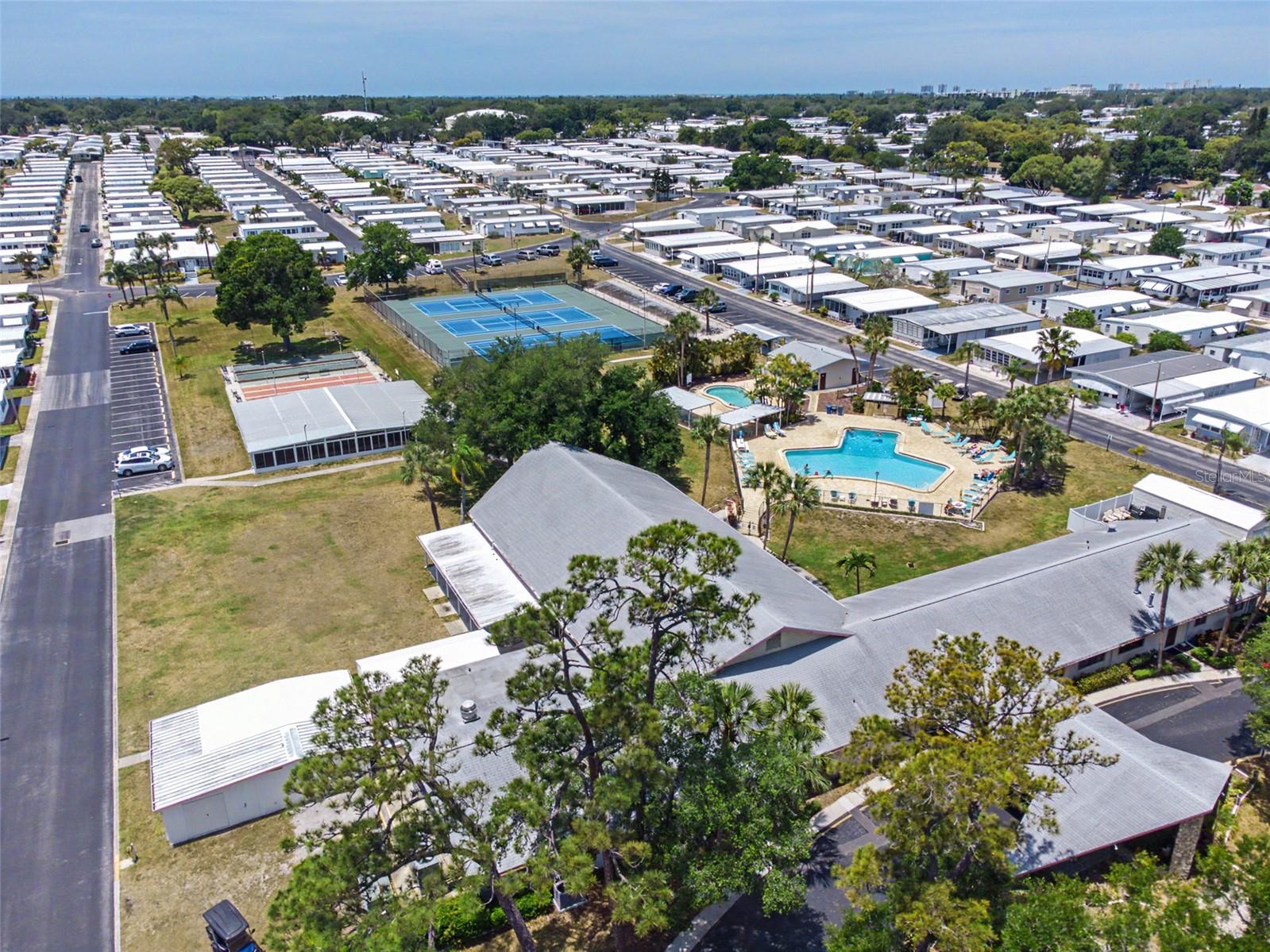 701 SUGAR PALM ST, LARGO, FL, 33778