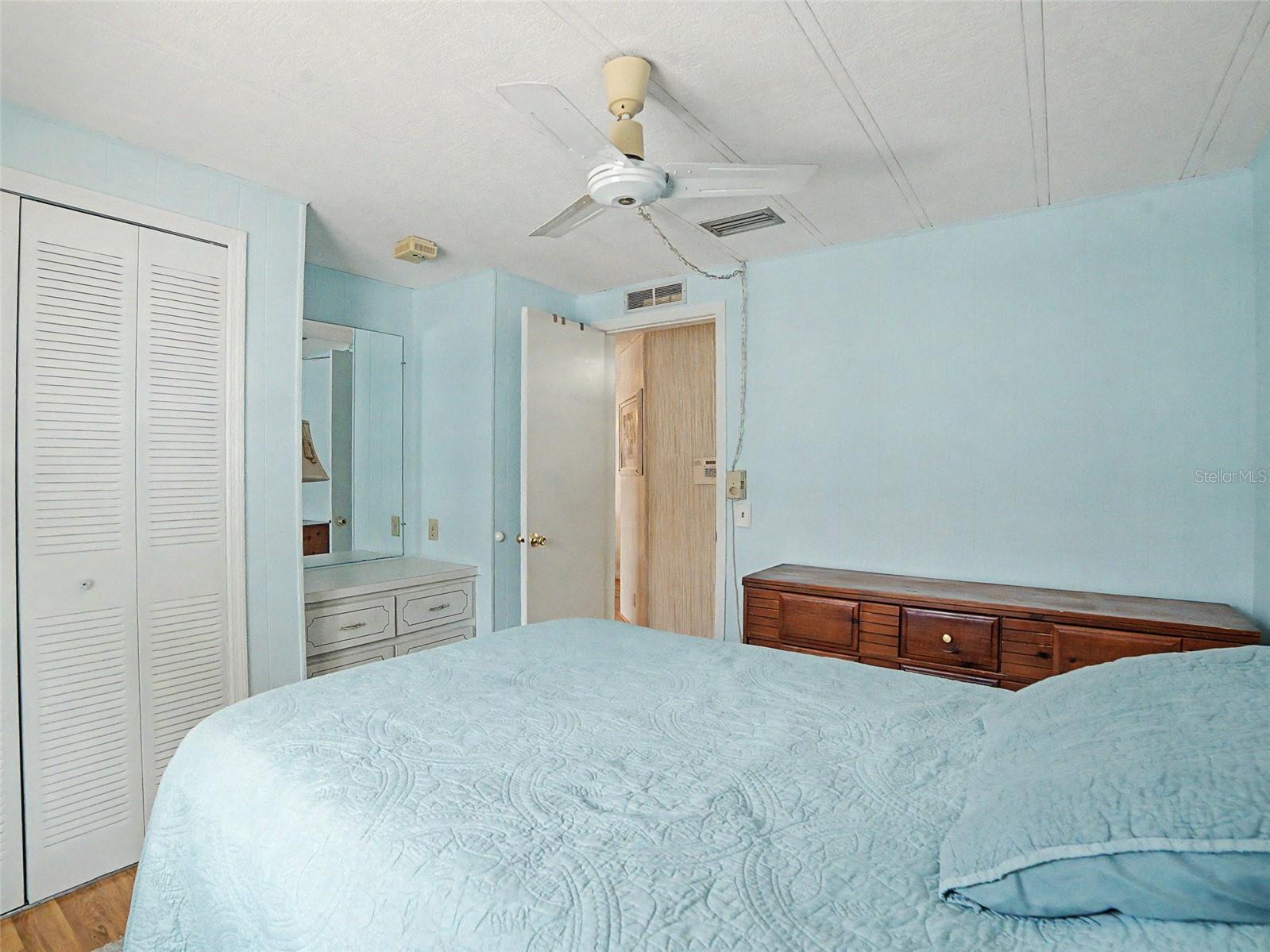 701 SUGAR PALM ST, LARGO, FL, 33778