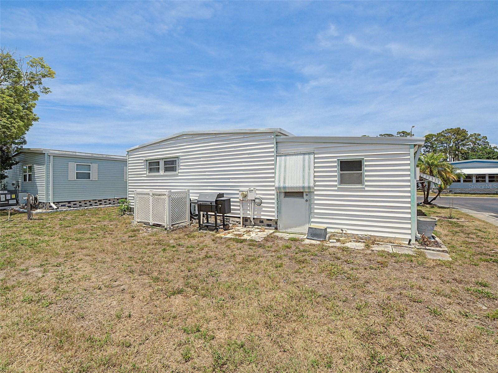701 SUGAR PALM ST, LARGO, FL, 33778