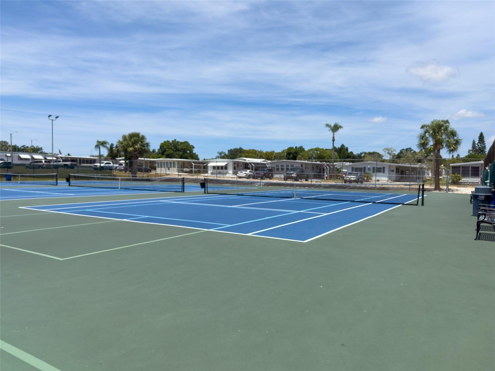 701 SUGAR PALM ST, LARGO, FL, 33778