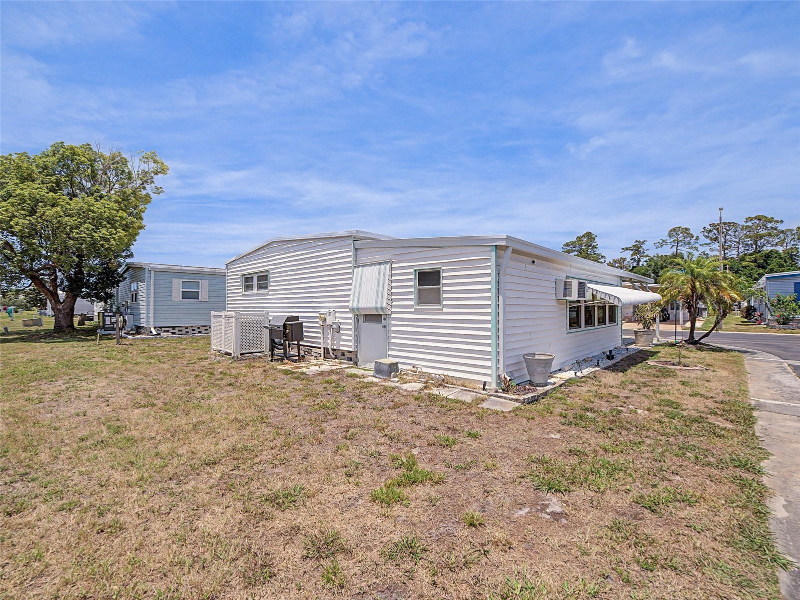 701 SUGAR PALM ST, LARGO, FL, 33778