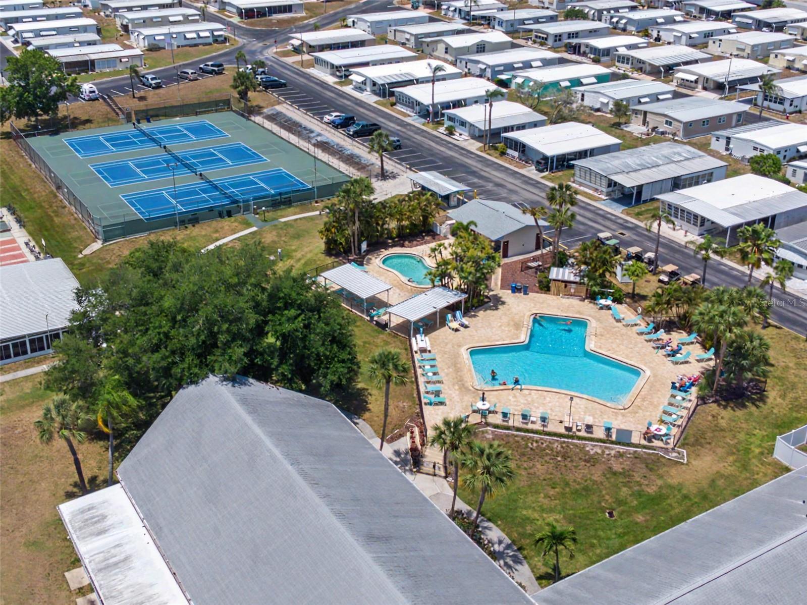 701 SUGAR PALM ST, LARGO, FL, 33778
