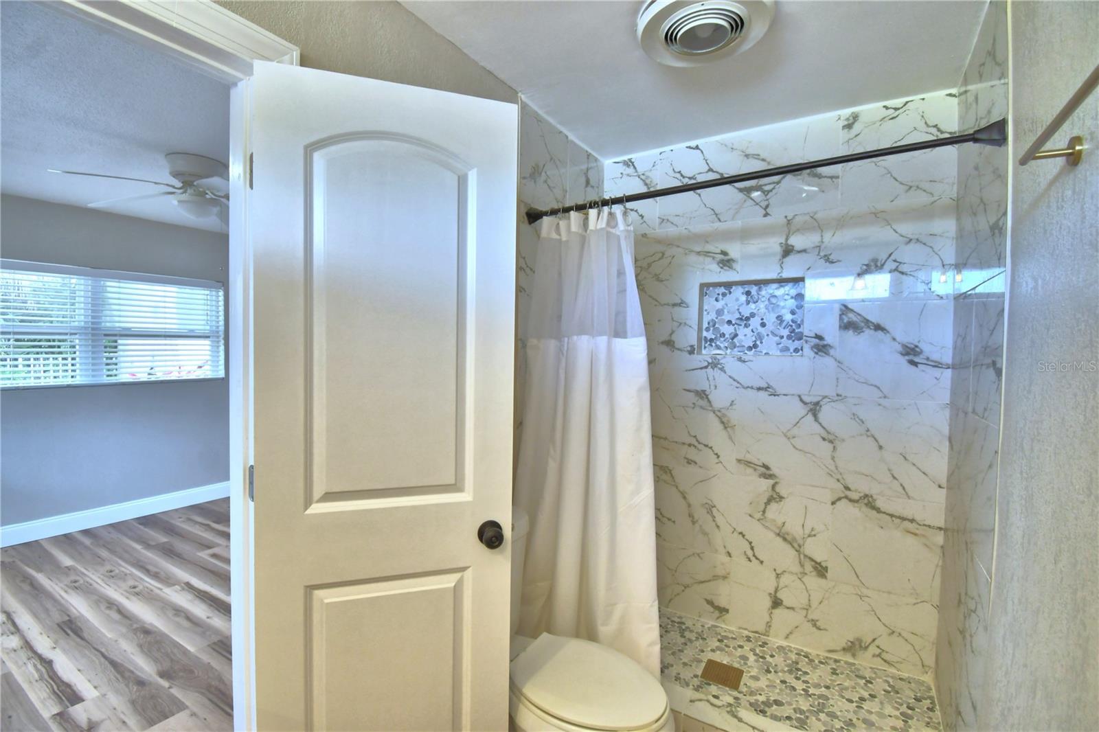3553 CENTER CIR, LARGO, FL, 33774