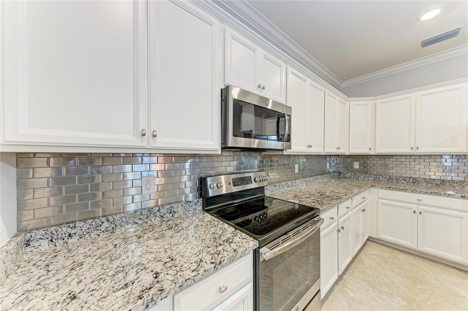 11515 SWEETGRASS DR, BRADENTON, FL, 34212