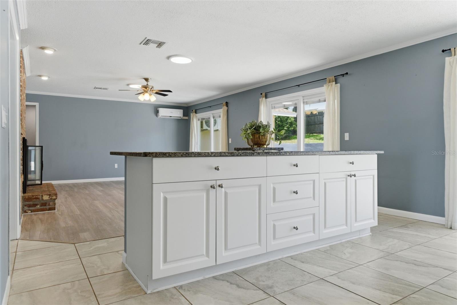 1316 LAKE ARIANA BLVD, AUBURNDALE, FL, 33823
