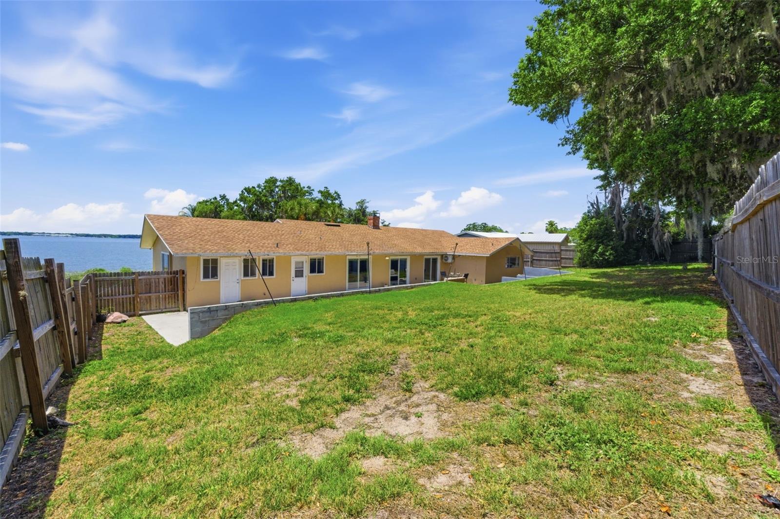 1316 LAKE ARIANA BLVD, AUBURNDALE, FL, 33823