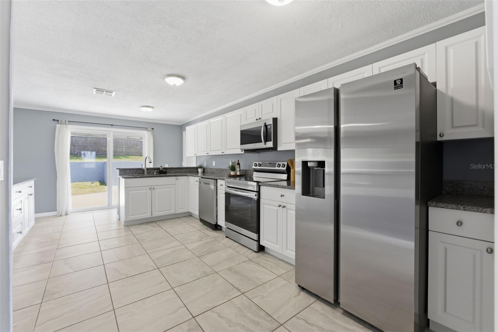 1316 LAKE ARIANA BLVD, AUBURNDALE, FL, 33823