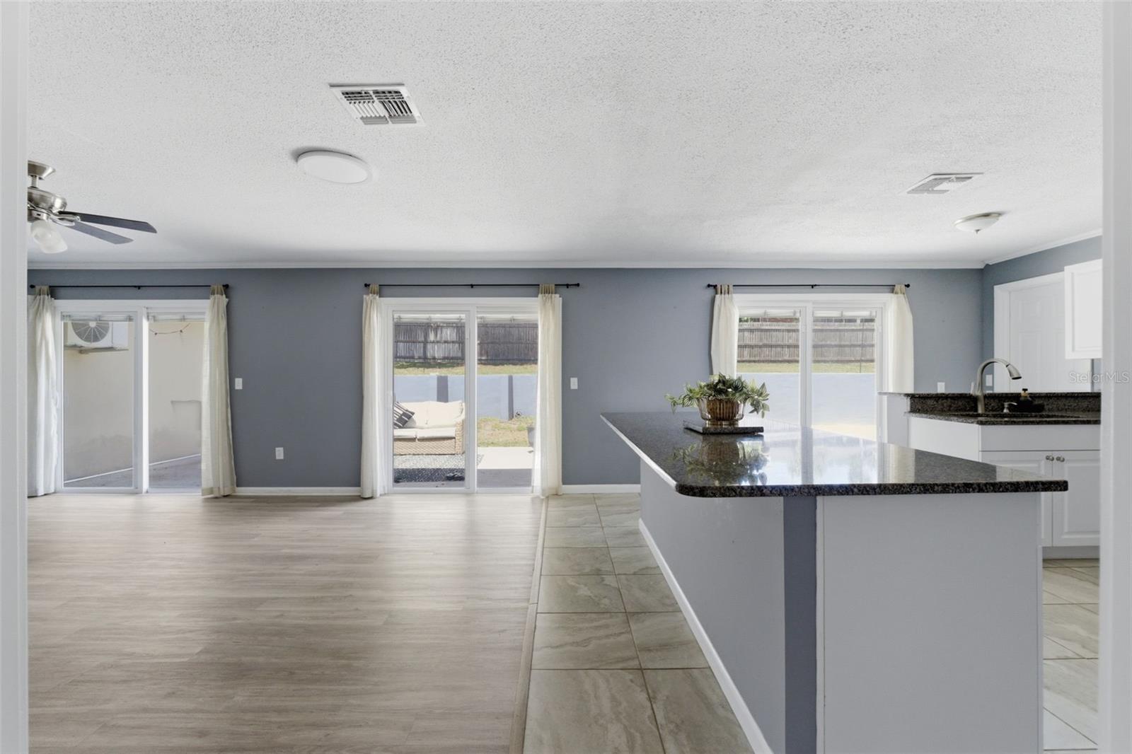 1316 LAKE ARIANA BLVD, AUBURNDALE, FL, 33823