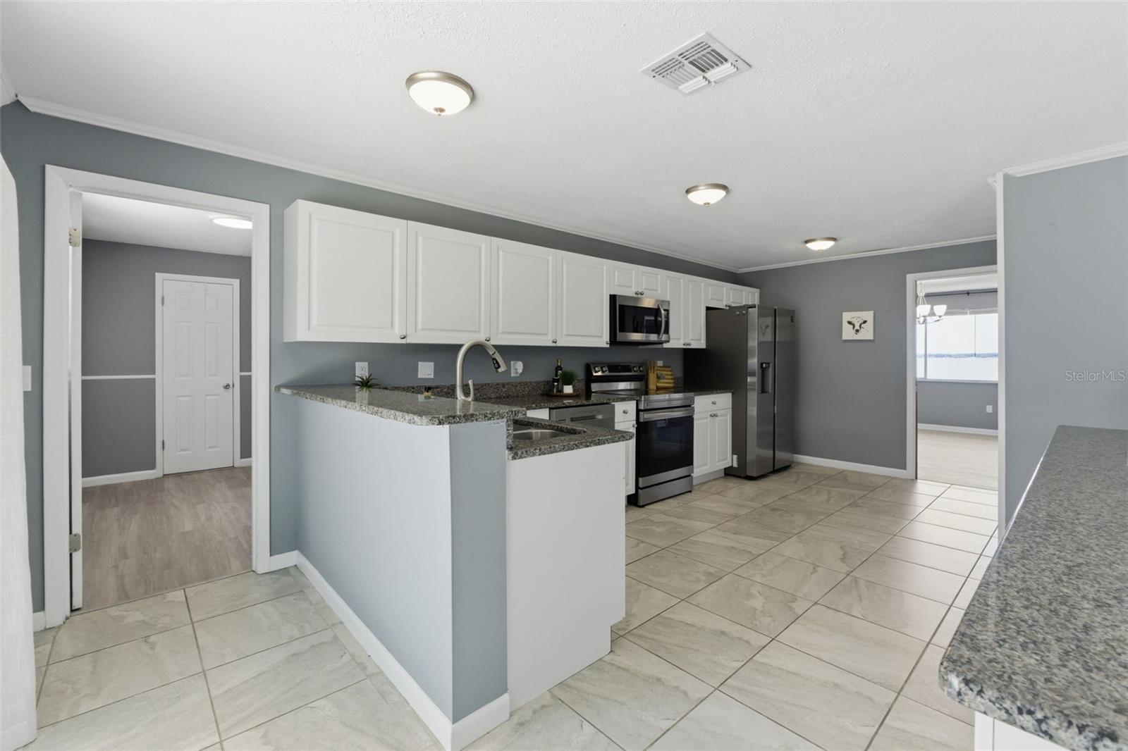 1316 LAKE ARIANA BLVD, AUBURNDALE, FL, 33823
