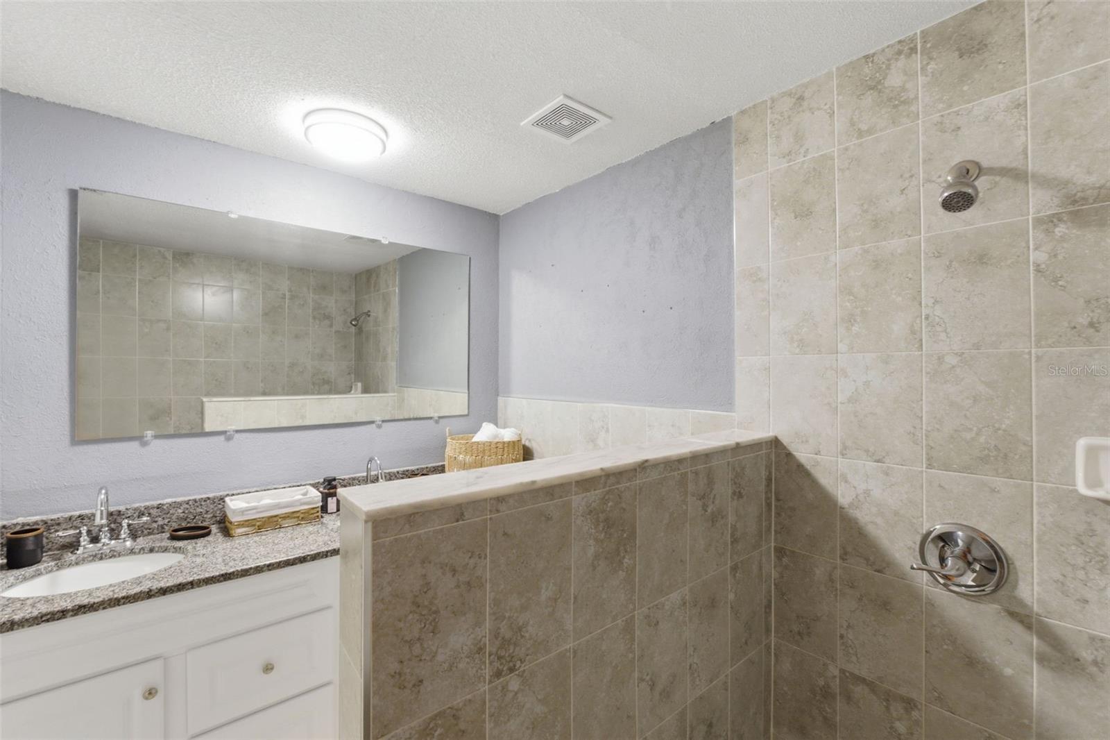1316 LAKE ARIANA BLVD, AUBURNDALE, FL, 33823
