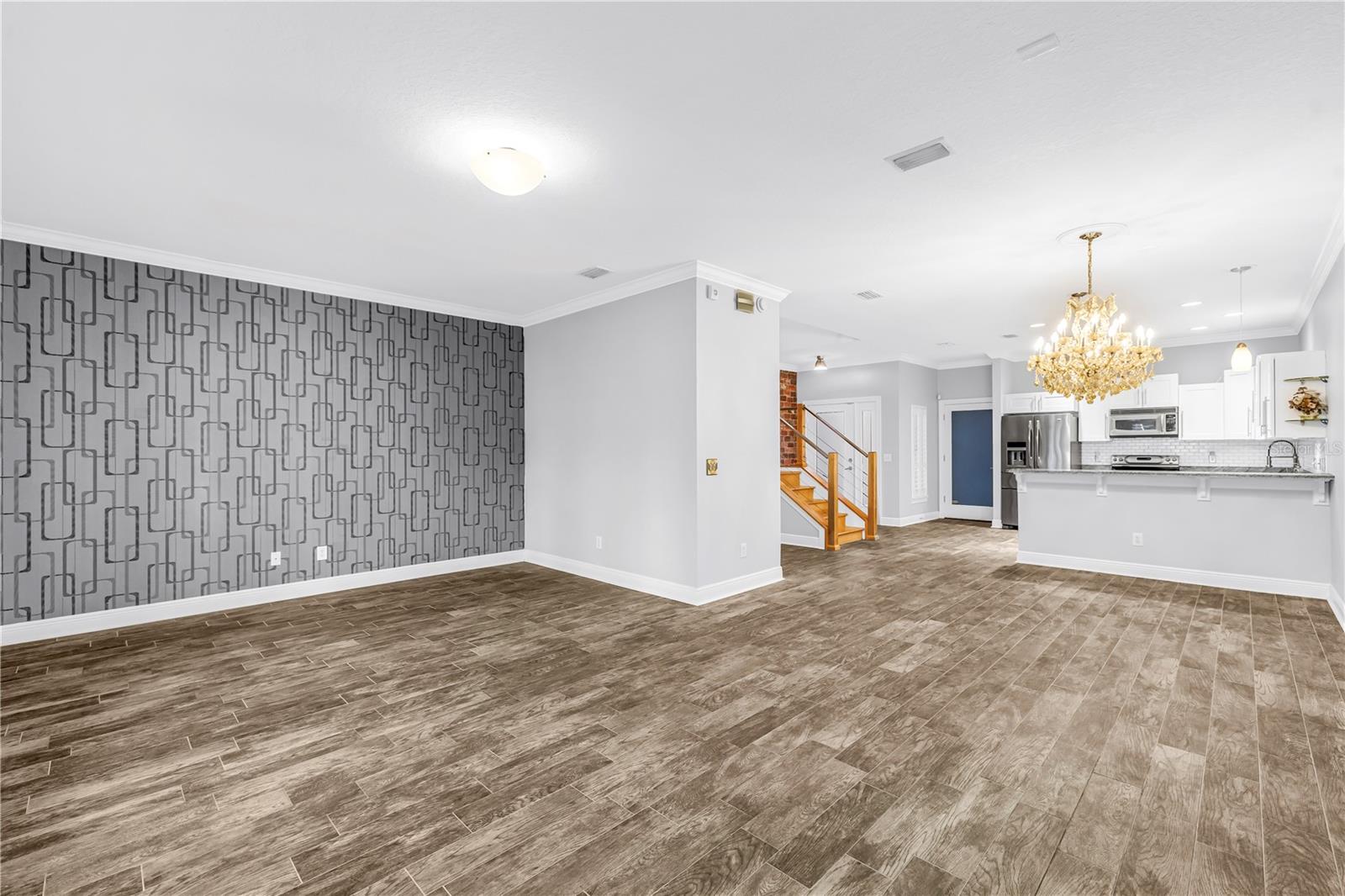 409 BARCELONA DR, ST PETERSBURG, FL, 33716