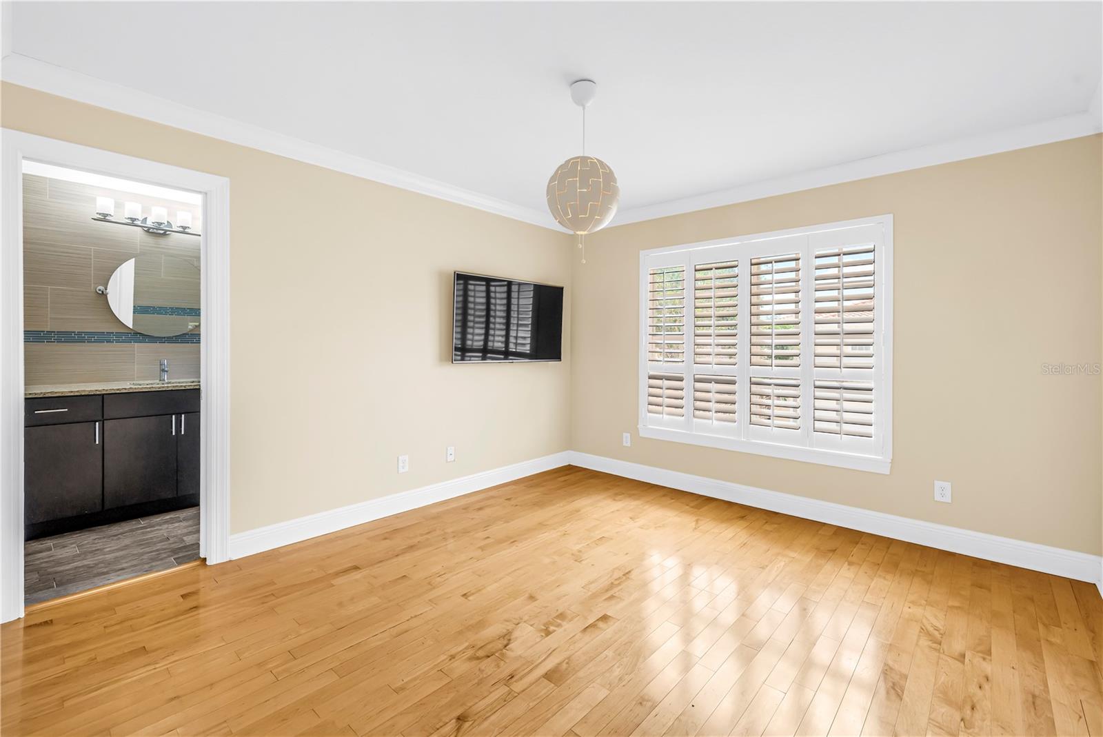 409 BARCELONA DR, ST PETERSBURG, FL, 33716