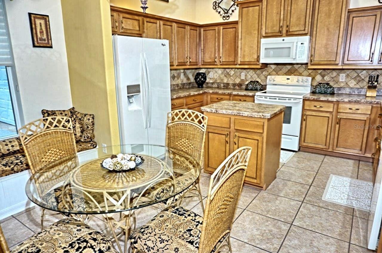 6402 BARCELLONA RD, LAND O LAKES, FL, 34637