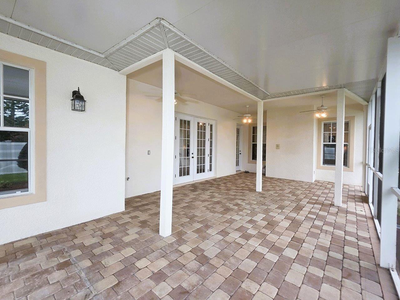 6402 BARCELLONA RD, LAND O LAKES, FL, 34637