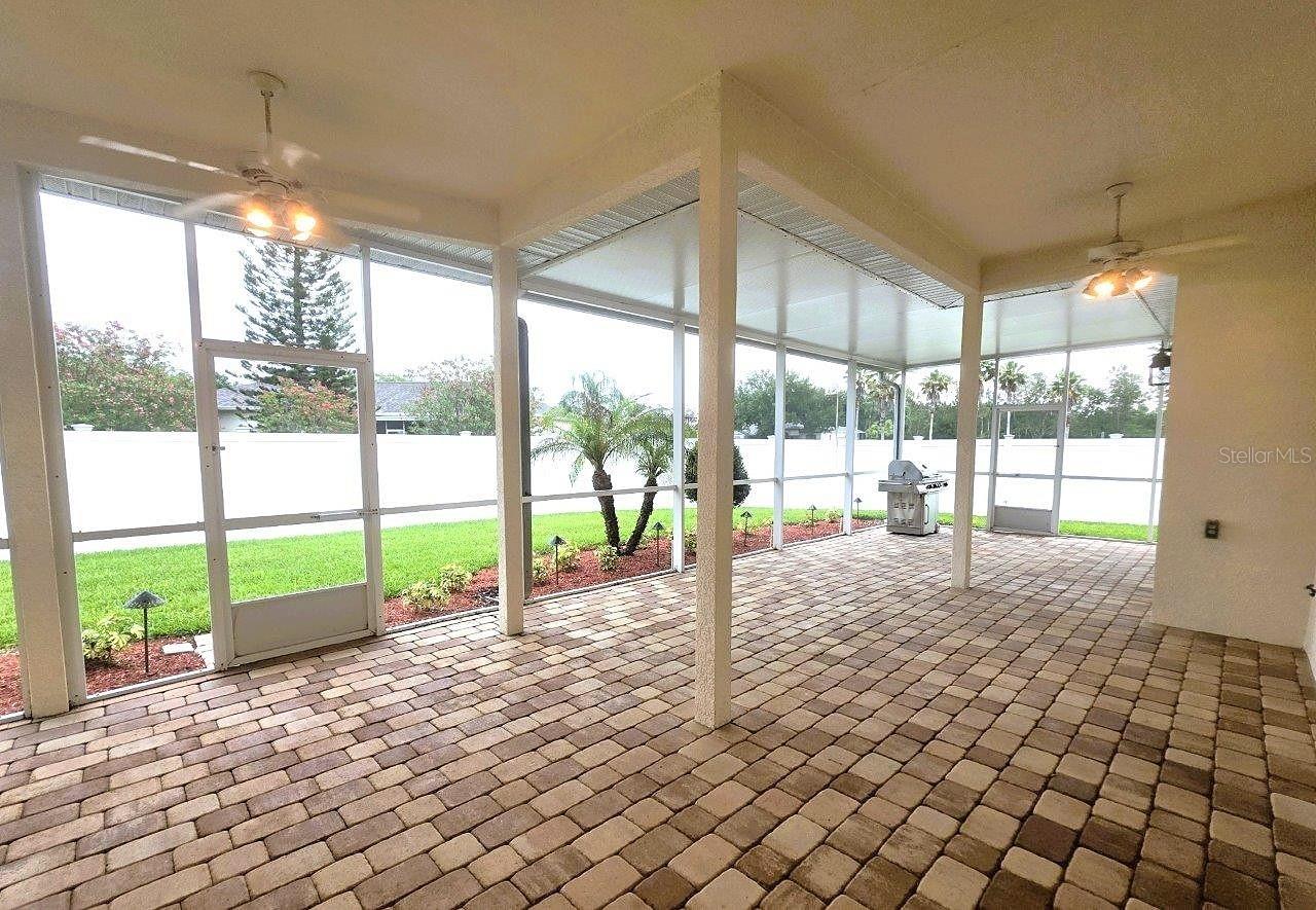 6402 BARCELLONA RD, LAND O LAKES, FL, 34637