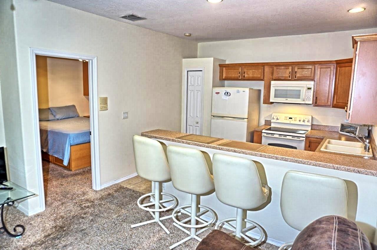 6402 BARCELLONA RD, LAND O LAKES, FL, 34637
