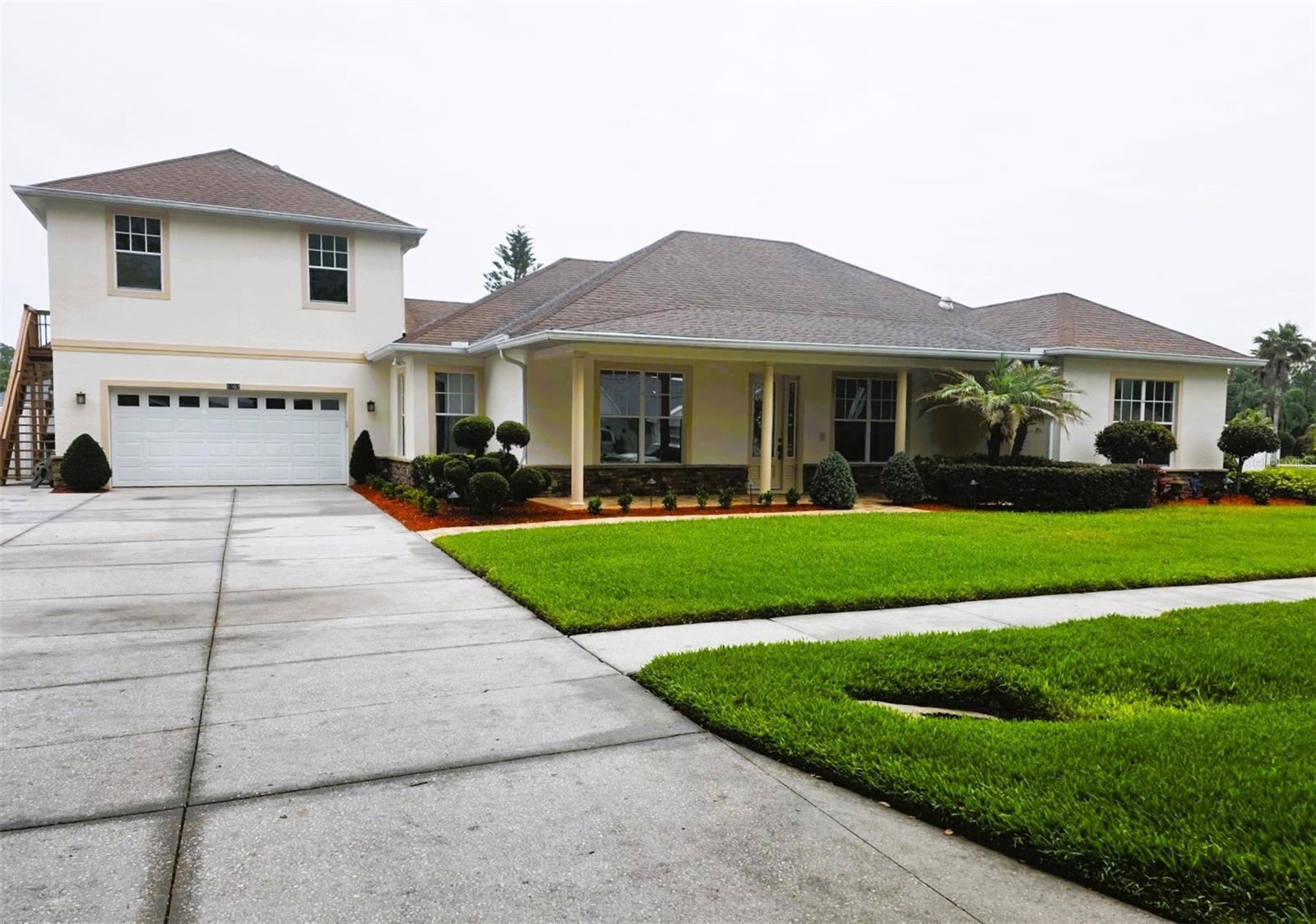 6402 BARCELLONA RD, LAND O LAKES, FL, 34637