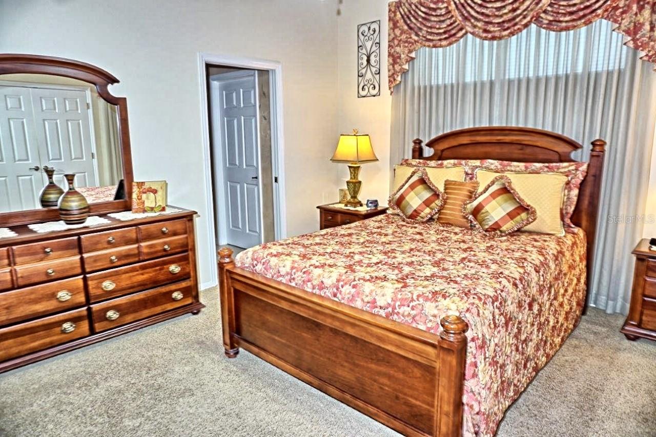 6402 BARCELLONA RD, LAND O LAKES, FL, 34637