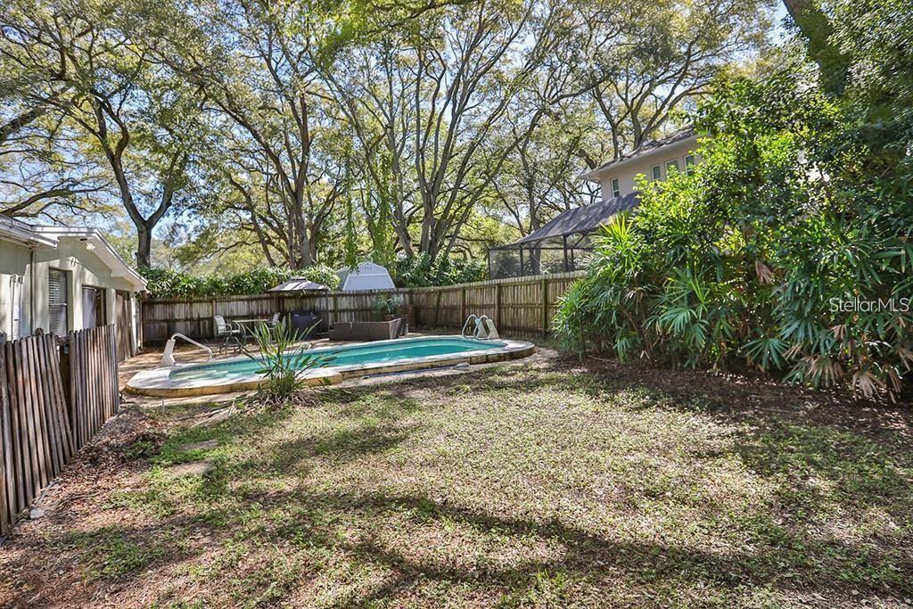 3214 W COACHMAN AVE, TAMPA, FL, 33611