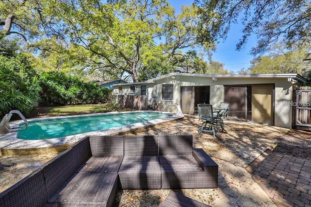 3214 W COACHMAN AVE, TAMPA, FL, 33611