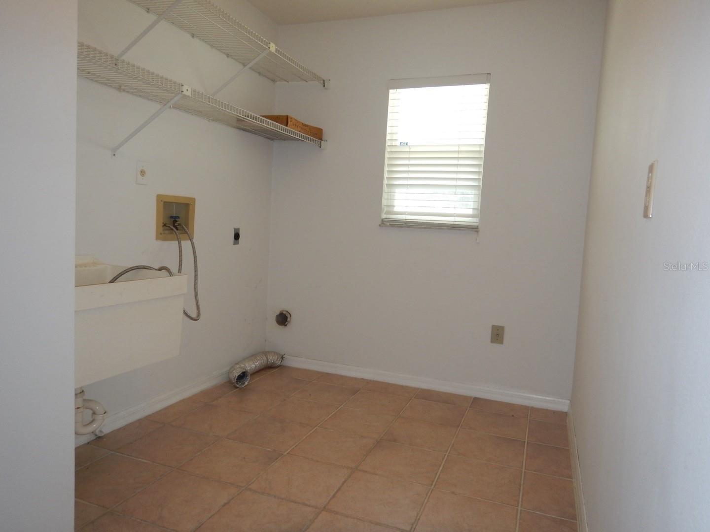 32905 INDIAN WOODS DR, LEESBURG, FL, 34788
