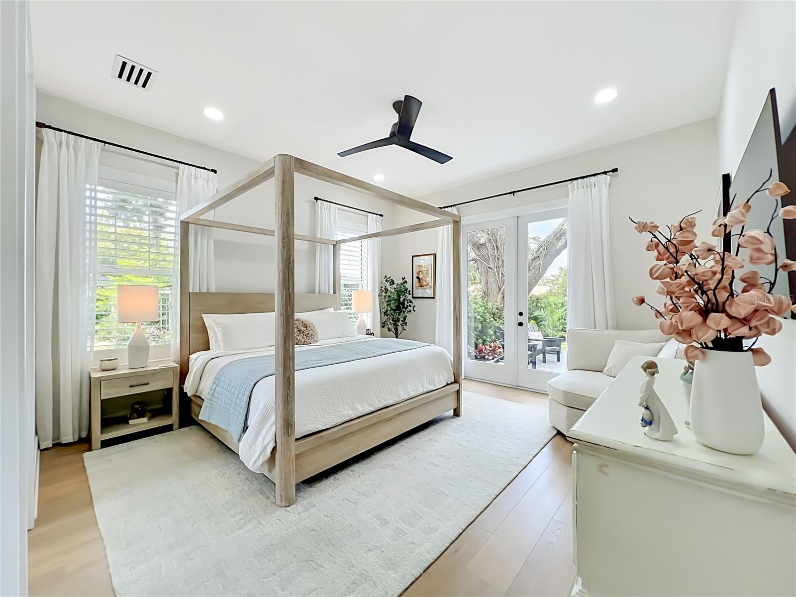 217 W BAY ST, WINTER GARDEN, FL, 34787