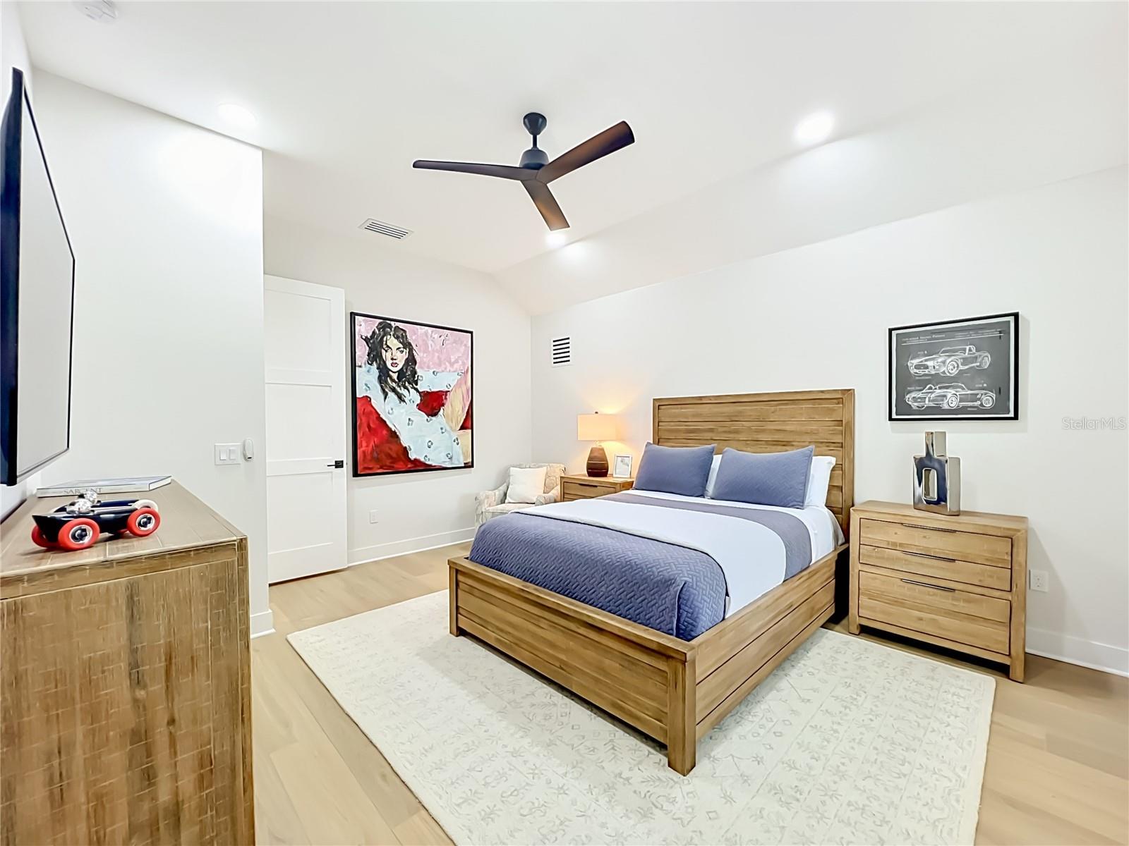 217 W BAY ST, WINTER GARDEN, FL, 34787