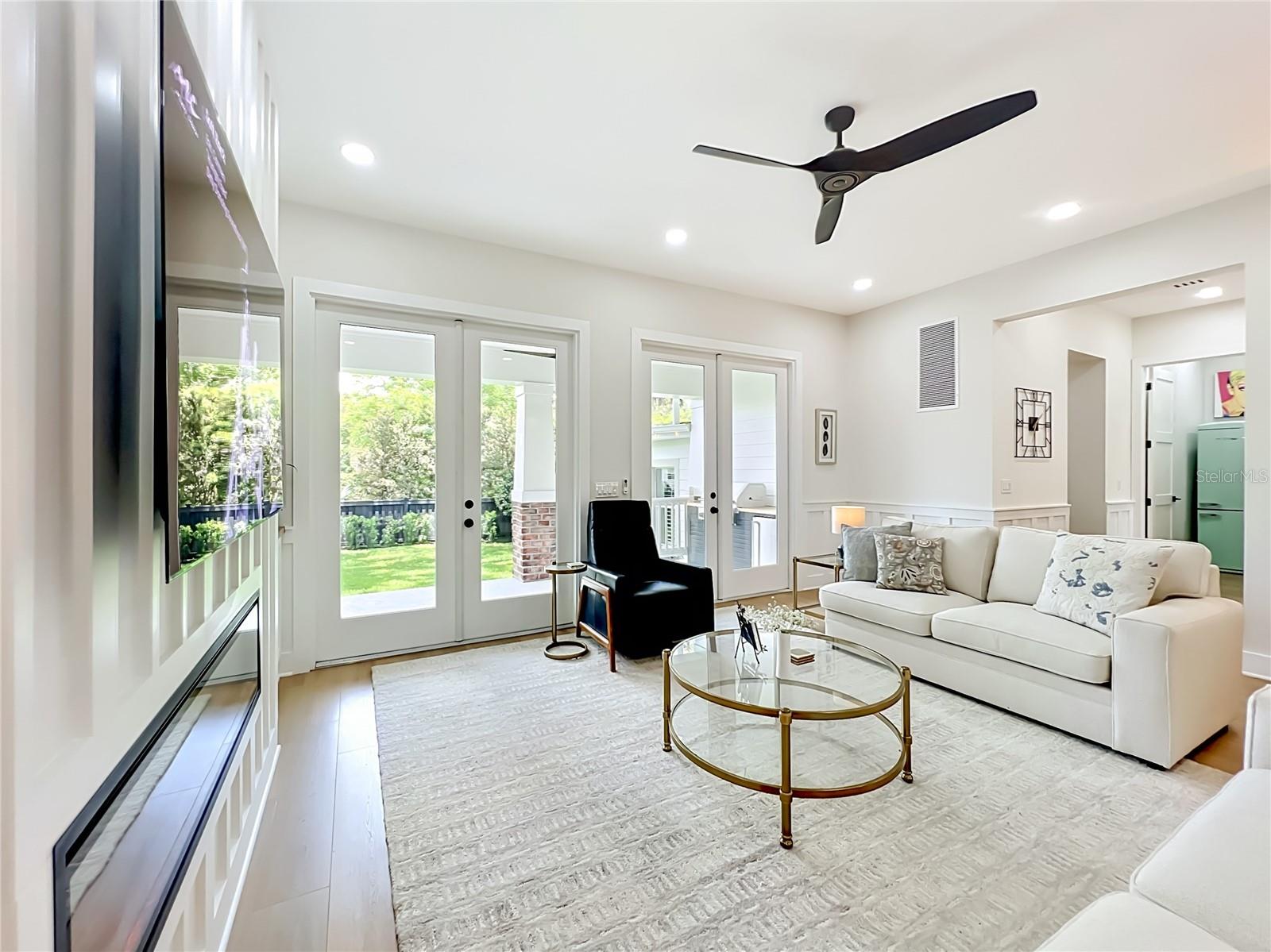 217 W BAY ST, WINTER GARDEN, FL, 34787