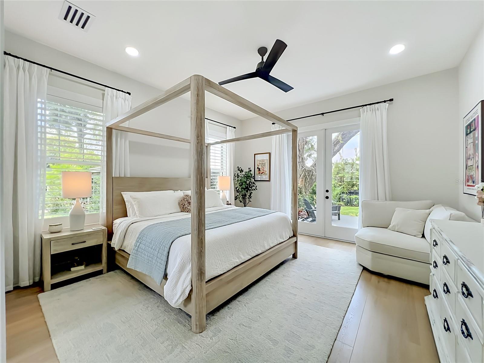 217 W BAY ST, WINTER GARDEN, FL, 34787