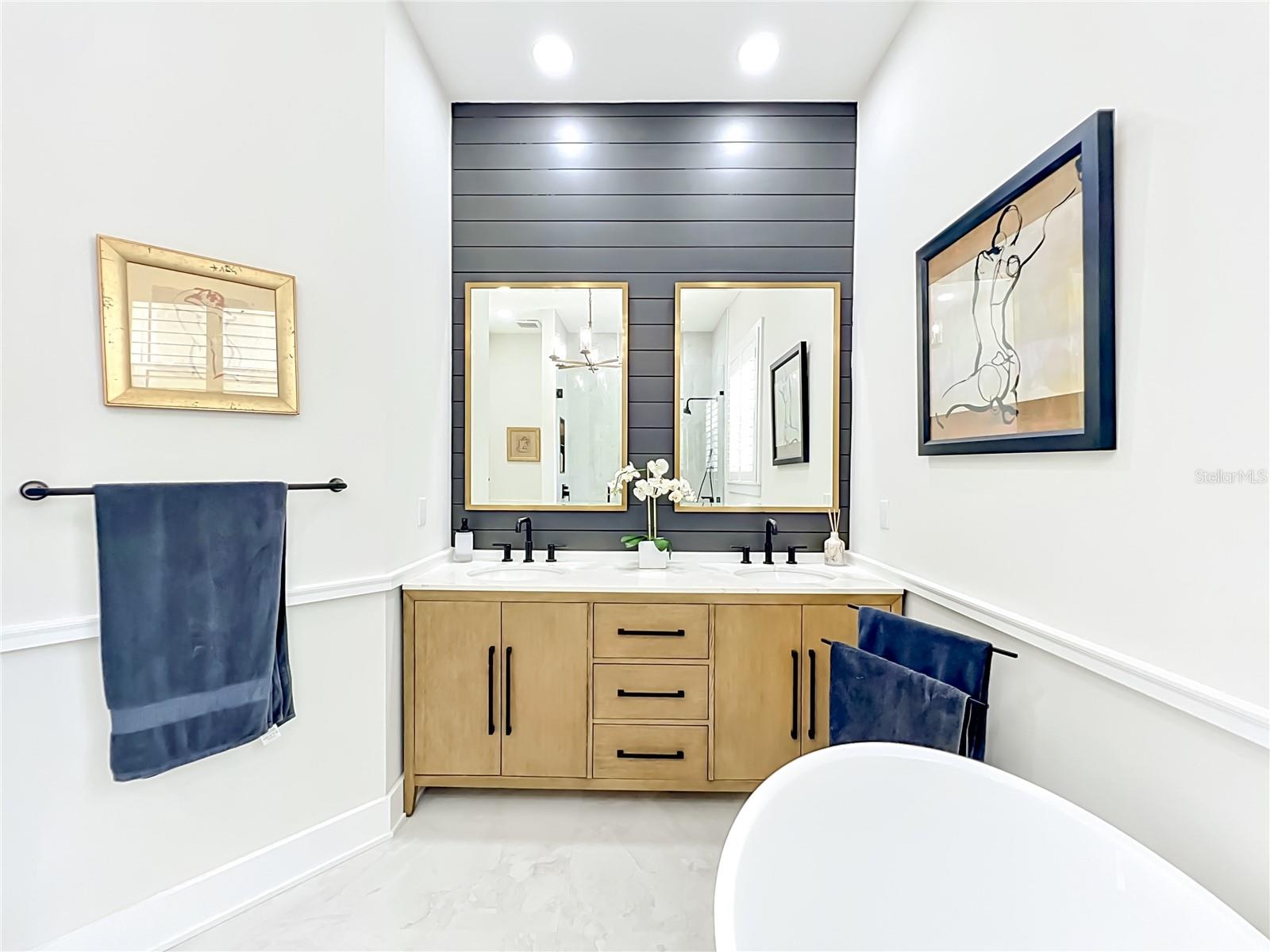 217 W BAY ST, WINTER GARDEN, FL, 34787