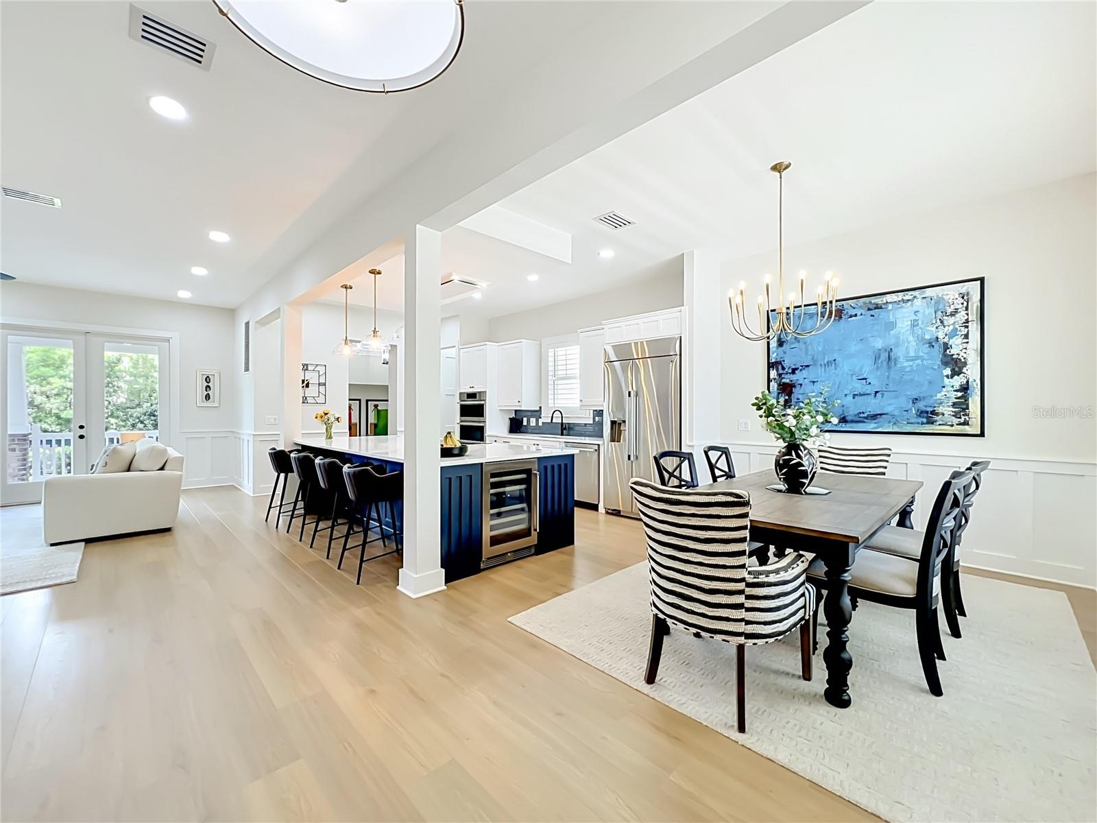 217 W BAY ST, WINTER GARDEN, FL, 34787