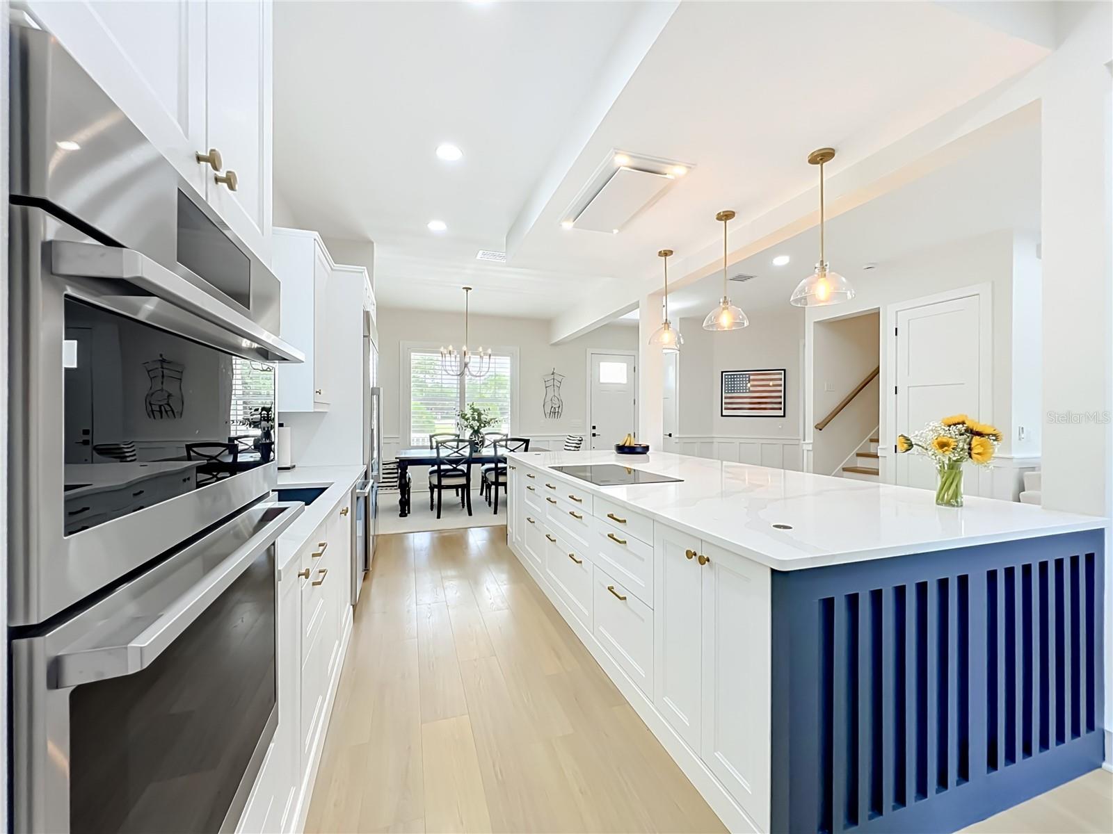 217 W BAY ST, WINTER GARDEN, FL, 34787