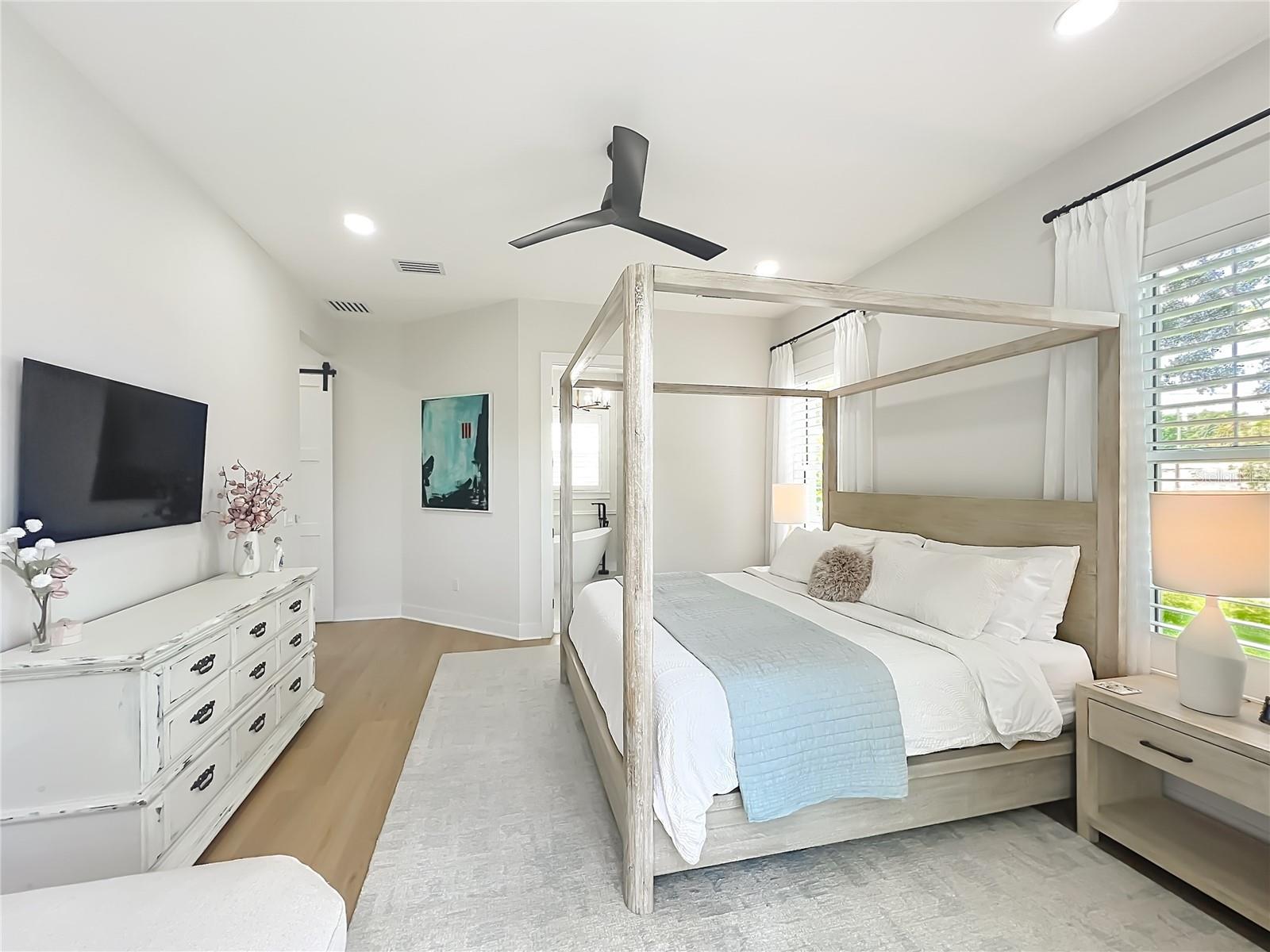 217 W BAY ST, WINTER GARDEN, FL, 34787