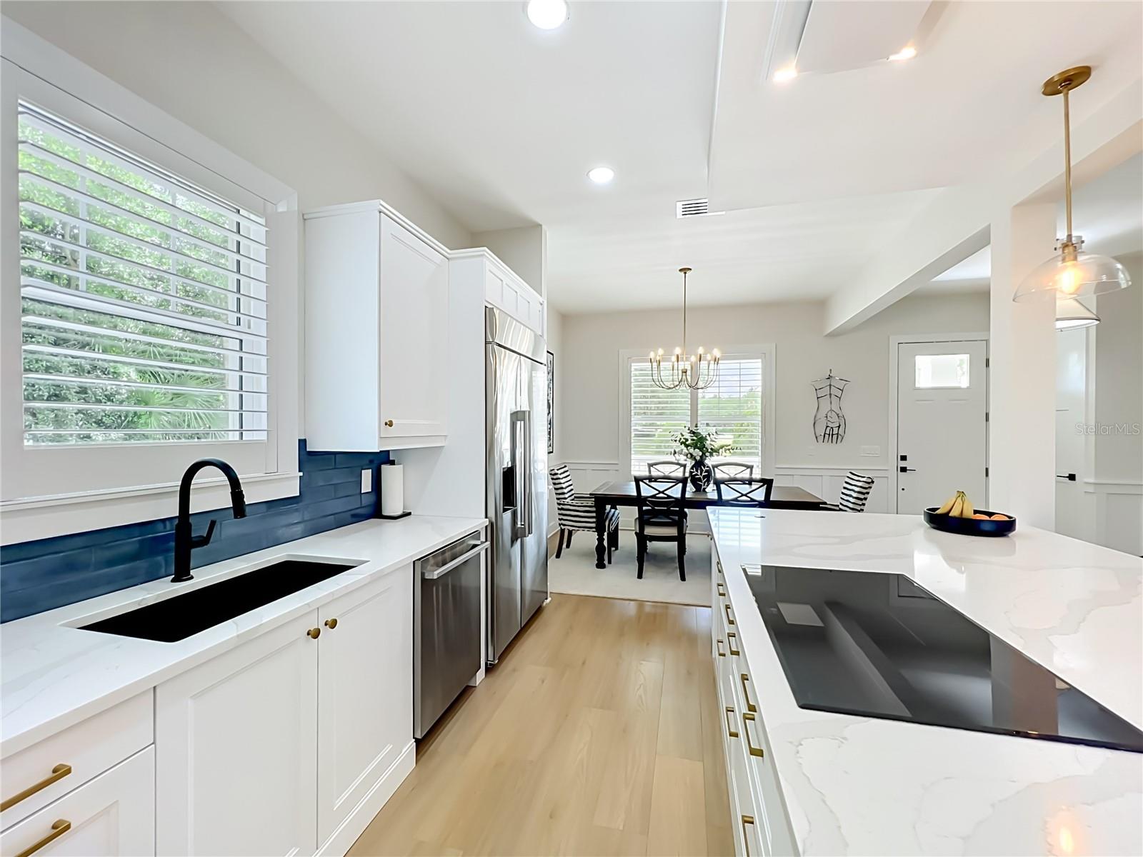217 W BAY ST, WINTER GARDEN, FL, 34787