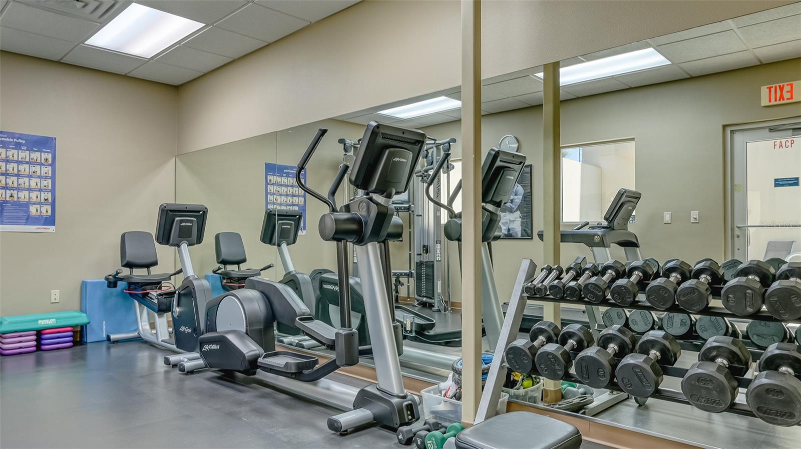 235 COCOANUT AVE #113C, SARASOTA, FL, 34236