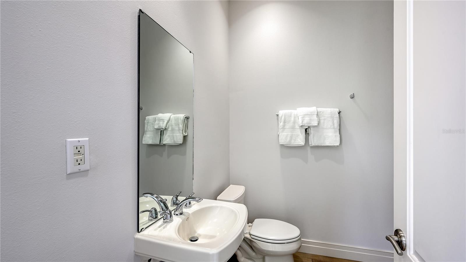 235 COCOANUT AVE #113C, SARASOTA, FL, 34236
