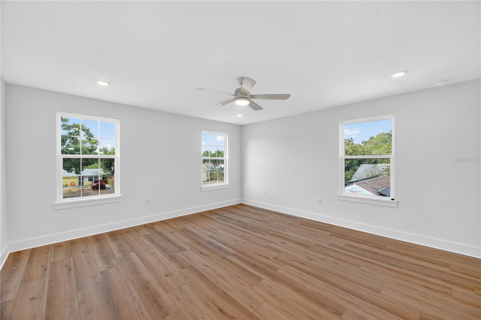 4181 56TH AVE N, ST PETERSBURG, FL, 33714