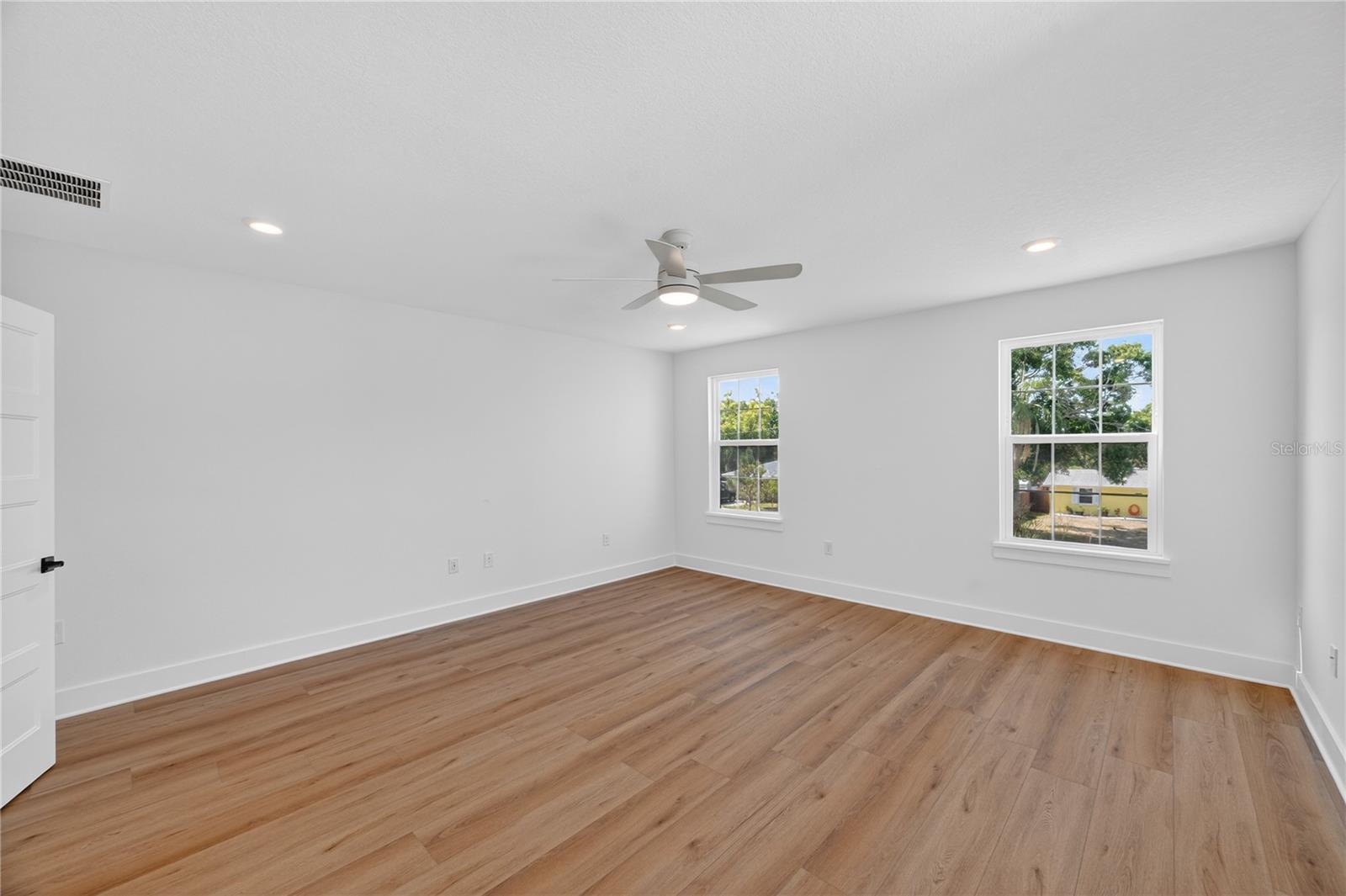 4181 56TH AVE N, ST PETERSBURG, FL, 33714